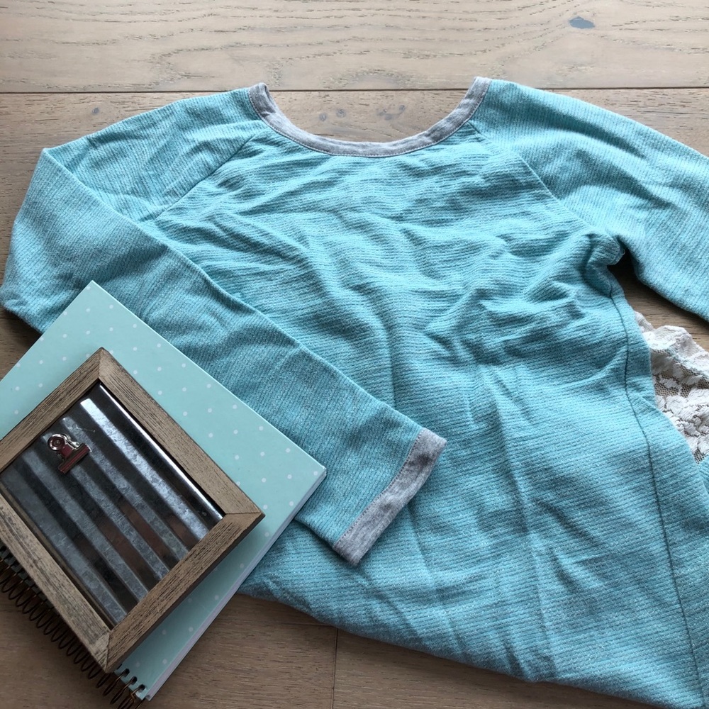 Tucker+Tate teal green long sleeve lace back size